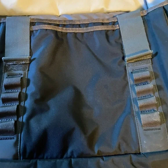 Timbuk2 Black Urban Messenger Bag with Durable Design